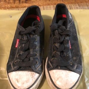 Levi’s sneakers